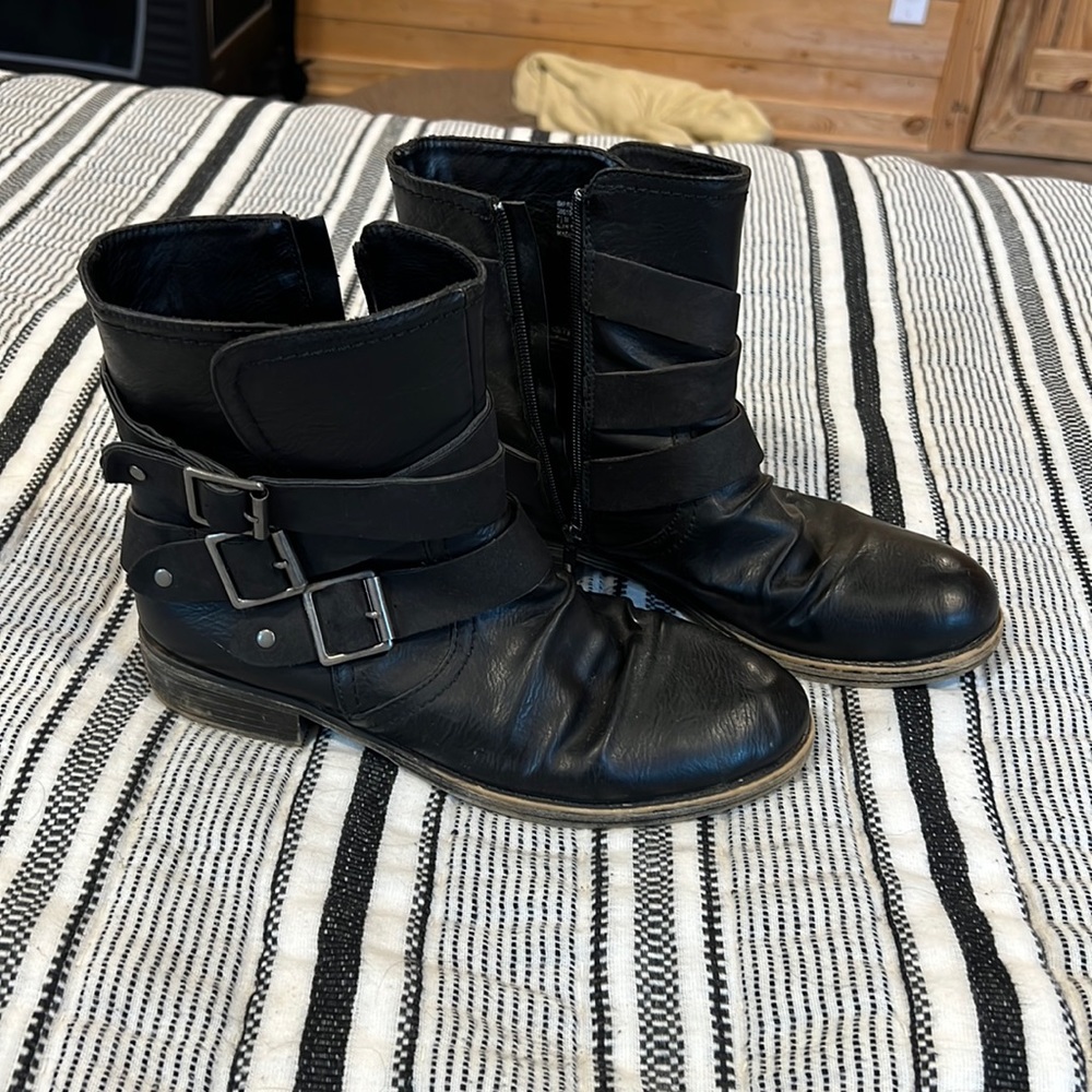 Sugar black boots size 7.5